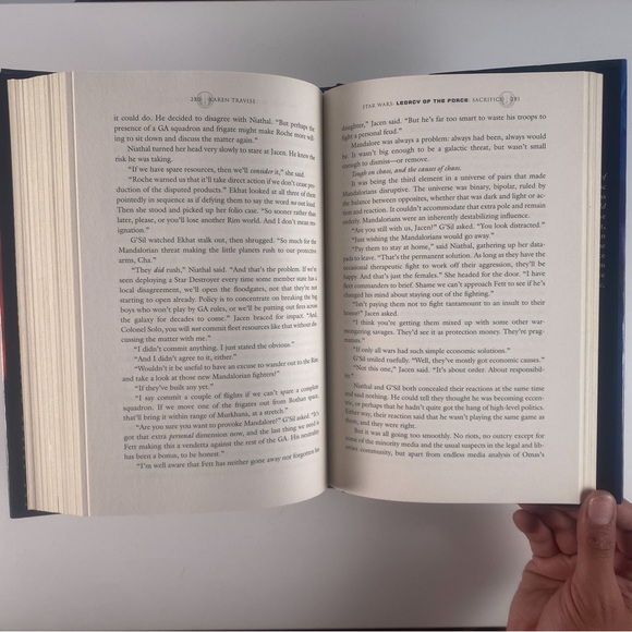 2/$50 -  Star Wars - Legacy of the Force - Sacrifice by Karen Traviss - Picture 14 of 15